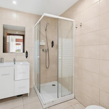 Casa Marina Near By Lovelystay بيت للعطل