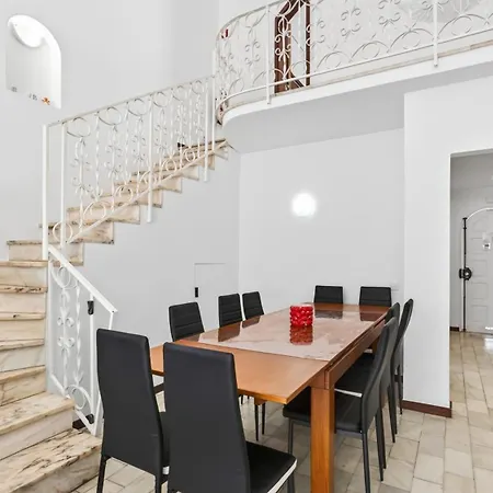 Holiday home Casa Marina Near By Lovelystay