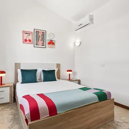 Holiday home Casa Marina Near By Lovelystay *
